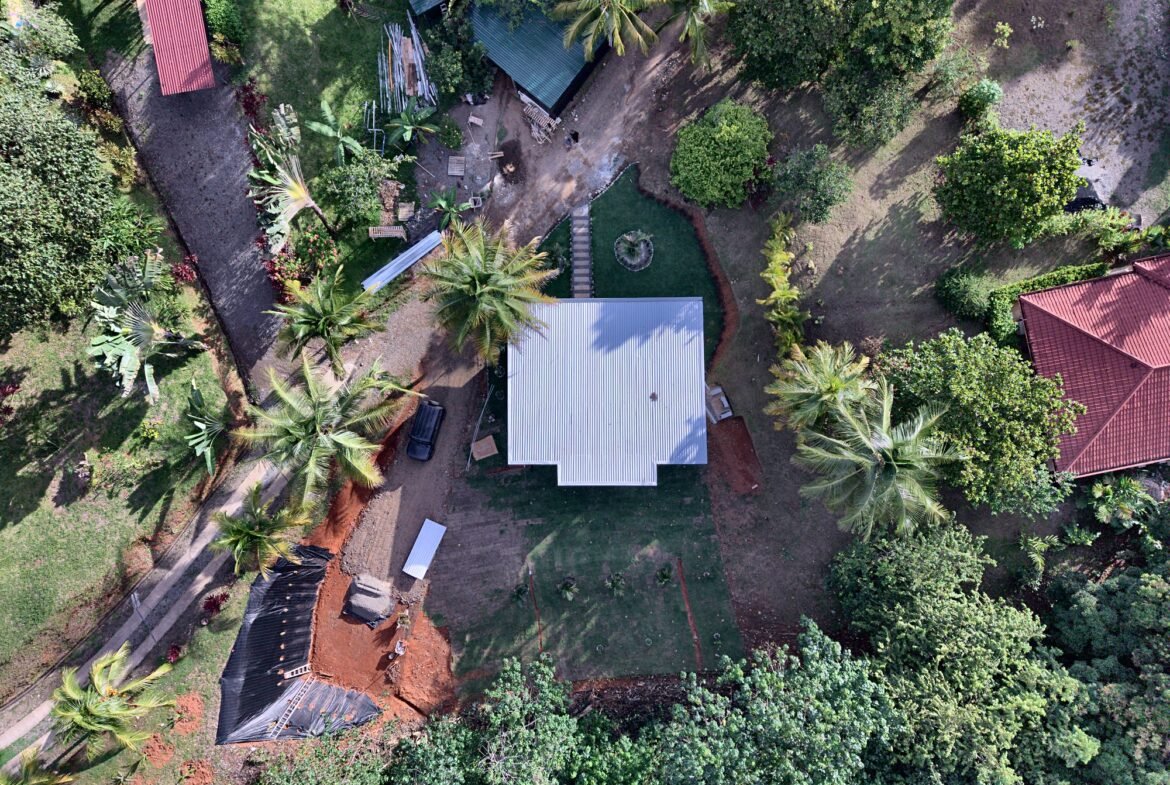 Vista aérea de un terreno en la Zona Sur de Costa Rica